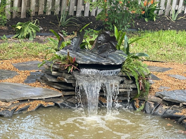 Outdoor Features